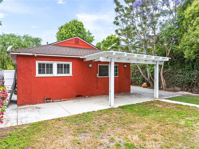 404 Kansas Street, El Segundo CA: https://media.crmls.org/medias/cd55fe53-4b97-4aa6-9c16-a3b7a5422c3c.jpg