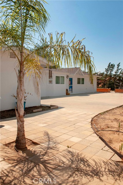 6472 Rainbow Heights Road, Fallbrook CA: https://media.crmls.org/medias/cd56290f-6353-4372-80e9-6ba1153c77a4.jpg