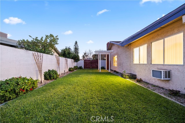 Detail Gallery Image 31 of 43 For 16464 Tullock, Fontana,  CA 92335 - 4 Beds | 2 Baths