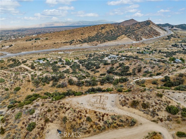 Detail Gallery Image 8 of 16 For 8320 Zohra Canyon Rd, Pinon Hills,  CA 92372 - – Beds | – Baths