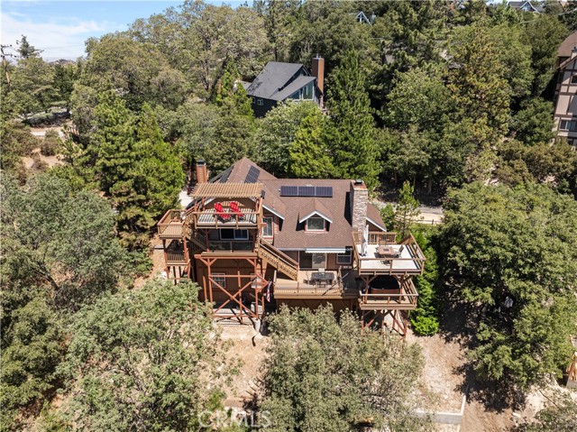 1088 Nadelhorn Drive, Lake Arrowhead CA: https://media.crmls.org/medias/cd571e39-4ff5-42cc-96a9-502b4a6b14be.jpg