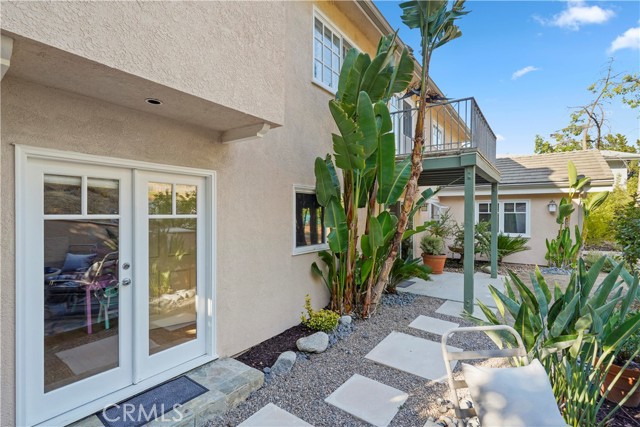 22550 Flamingo Street, Woodland Hills CA: https://media.crmls.org/medias/cd572882-6837-453e-a38e-fcd56ed98f23.jpg