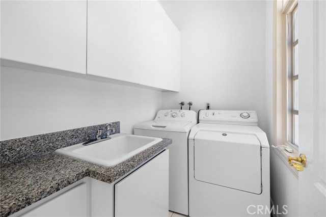 759 Foxkirk Road, Glendale CA: https://media.crmls.org/medias/cd576297-ed8d-4e27-9a7c-3b68cb774196.jpg