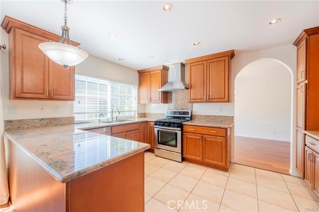 Detail Gallery Image 6 of 40 For 13 W Yale, Irvine,  CA 92604 - 3 Beds | 2/1 Baths