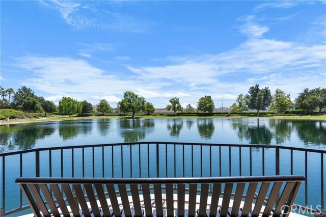 Detail Gallery Image 35 of 42 For 28907 Mirada Circulo, Valencia,  CA 91354 - 3 Beds | 3 Baths