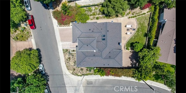 22914 Gershwin Drive, Woodland Hills CA: https://media.crmls.org/medias/cd5887bf-3325-4907-9140-9063a74ff3e1.jpg