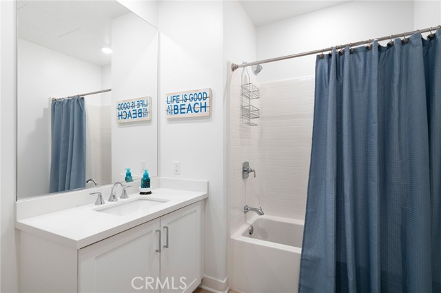 3100 Rivington, Irvine CA: https://media.crmls.org/medias/cd59273a-1738-4c51-93f8-6c962ca79a40.jpg