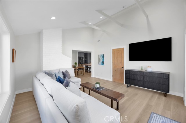 Image 17 of 53 For 8326 Fontainbleau Way