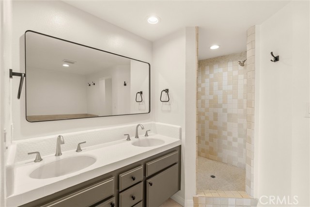 Detail Gallery Image 24 of 42 For 25 Ocean Crest Ct, Rancho Palos Verdes,  CA 90275 - 2 Beds | 2/1 Baths