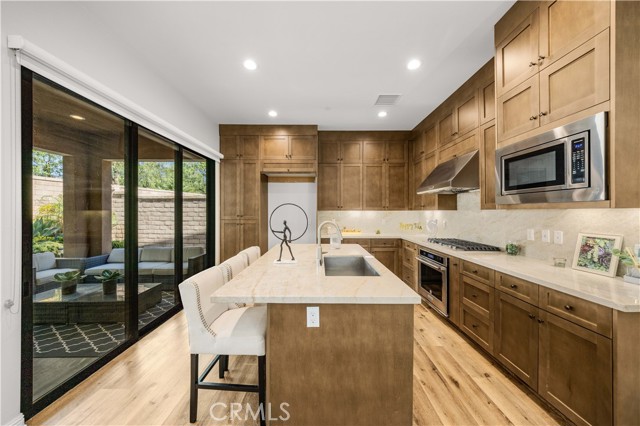 Detail Gallery Image 3 of 39 For 25 Umbria, Lake Forest,  CA 92630 - 4 Beds | 3 Baths