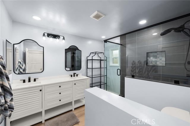 1326 Clock Avenue, Redlands CA: https://media.crmls.org/medias/cd5b72d4-40bb-47bf-8cb6-57f3b15f9e7f.jpg