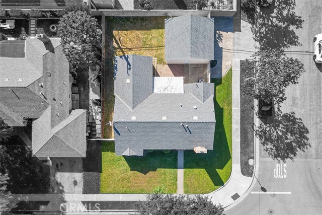 Detail Gallery Image 31 of 33 For 401 S Basque, Fullerton,  CA 92833 - 4 Beds | 2 Baths