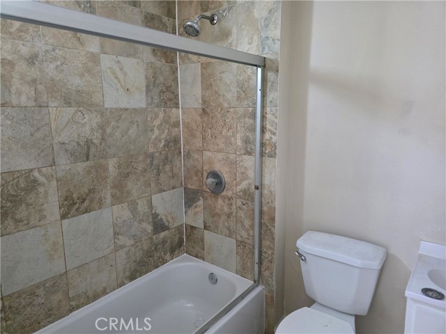 123 E Gage Avenue, Los Angeles CA: https://media.crmls.org/medias/cd5c58f4-60ce-4b51-b4d8-bfd4777a17b1.jpg