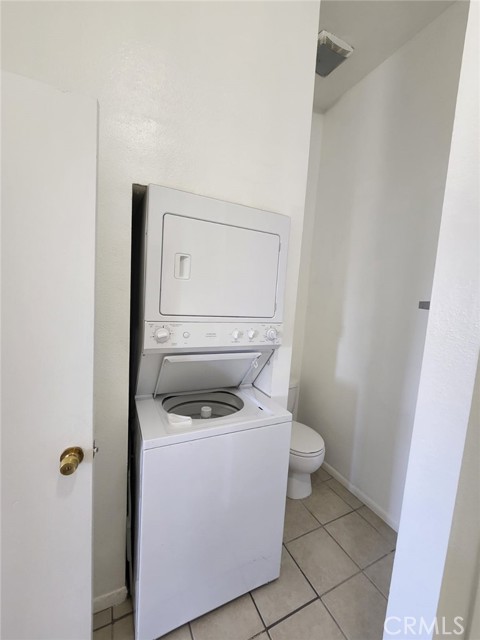 Detail Gallery Image 6 of 7 For 2061 Las Vegas Ave #8,  Pomona,  CA 91767 - 2 Beds | 1 Baths