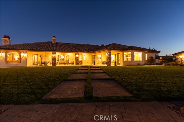 Detail Gallery Image 24 of 75 For 12260 Desert Rose Way, Oak Hills,  CA 92344 - 4 Beds | 4/1 Baths