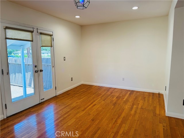 6002 Greenbush Avenue, Valley Glen CA: https://media.crmls.org/medias/cd5ce462-0e6a-40a1-afa0-c594f78845f8.jpg