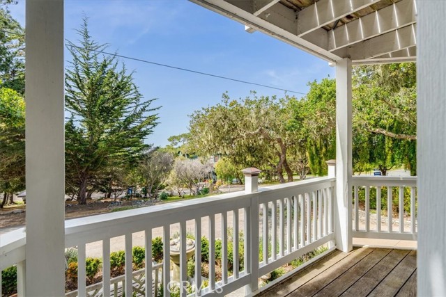 Detail Gallery Image 8 of 54 For 2180 Benson Ave, Cambria,  CA 93428 - 3 Beds | 3 Baths