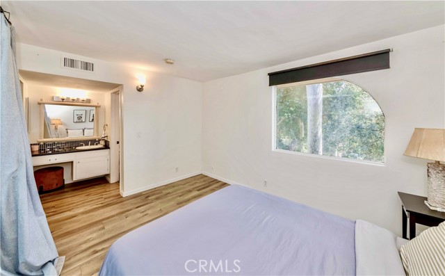 Detail Gallery Image 13 of 26 For 465 S Los Robles Ave #15,  Pasadena,  CA 91101 - 1 Beds | 1 Baths