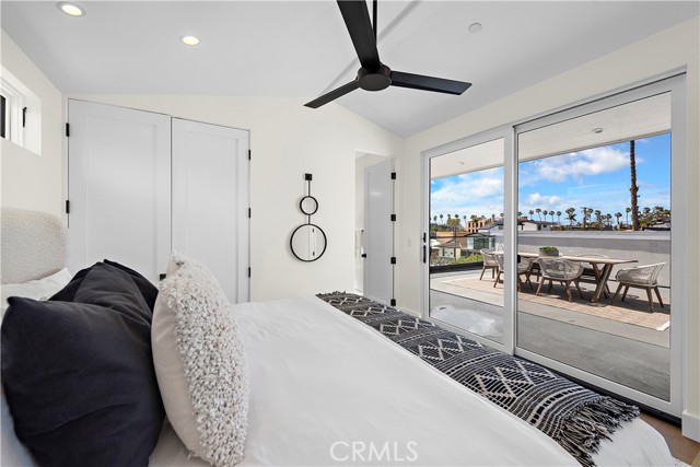 Detail Gallery Image 13 of 16 For 602 1/2 Iris Ave, Corona Del Mar,  CA 92625 - 2 Beds | 2 Baths