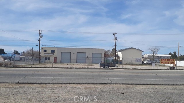Detail Gallery Image 3 of 8 For 2909 Aerospace, Rosamond,  CA 93560 - – Beds | – Baths