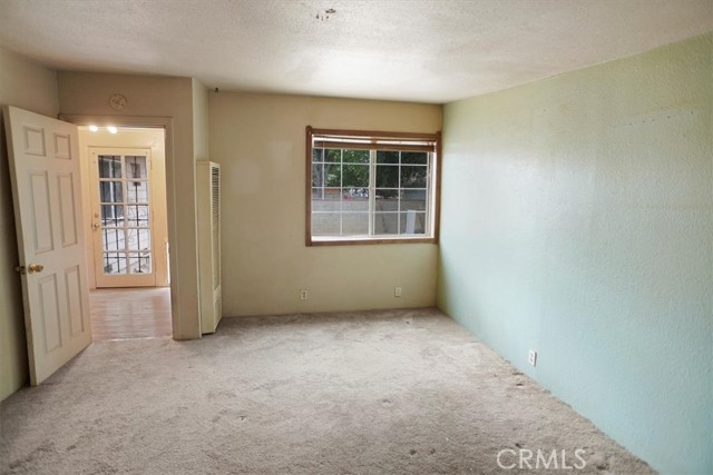 44037 Heaton Avenue, Lancaster CA: https://media.crmls.org/medias/cd5e8f54-307e-4a11-bba7-a57064db722c.jpg