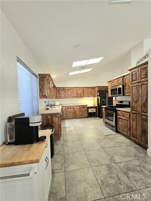 Detail Gallery Image 14 of 28 For 40833 Caballero Dr, Cherry Valley,  CA 92223 - 2 Beds | 2 Baths