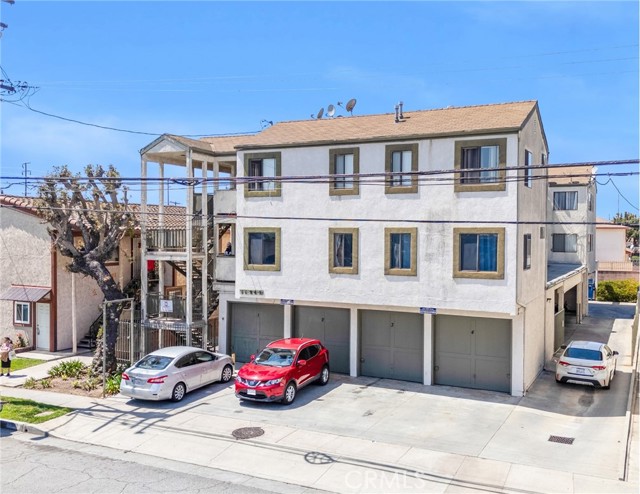 Detail Gallery Image 1 of 25 For 11943 Grevillea Ave, Hawthorne,  CA 90250 - – Beds | – Baths