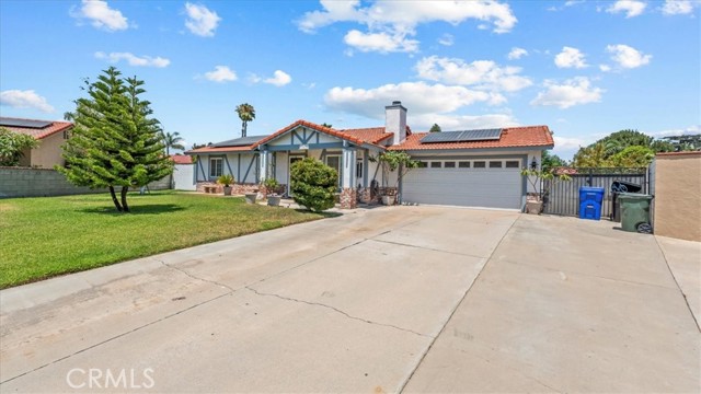 Detail Gallery Image 3 of 36 For 18432 Mindanao St, Bloomington,  CA 92316 - 3 Beds | 2 Baths