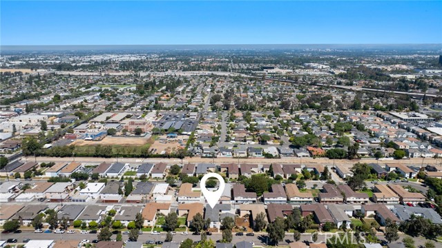 994 Valencia Street, Costa Mesa CA: https://media.crmls.org/medias/cd616be4-731f-4957-8fae-ee7be4489f03.jpg