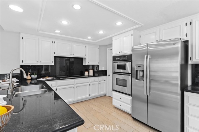 Detail Gallery Image 15 of 42 For 26521 Maside, Mission Viejo,  CA 92692 - 5 Beds | 3 Baths