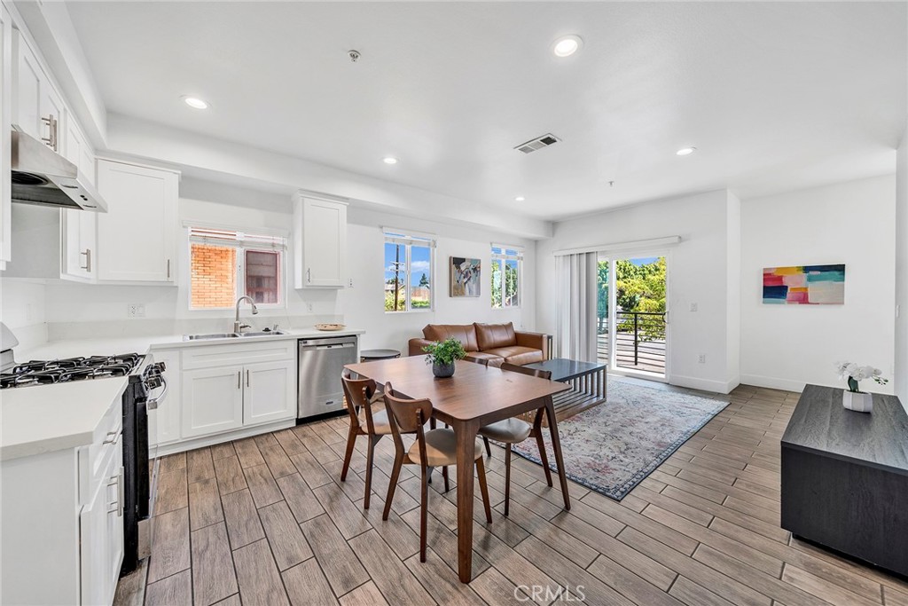 MLS #WS26185877 image #7