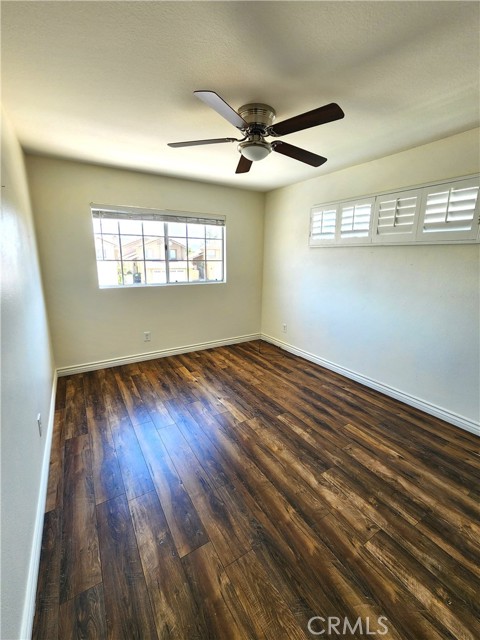 950 La Palma Circle, Corona CA: https://media.crmls.org/medias/cd61fdd1-cee1-4510-94fd-c400ea7ba90c.jpg