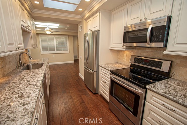 Detail Gallery Image 15 of 29 For 3520 Bahia Blanca a,  Laguna Woods,  CA 92637 - 2 Beds | 2 Baths