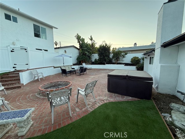 Detail Gallery Image 24 of 27 For 20300 Oxnard, Woodland Hills,  CA 91367 - 3 Beds | 2 Baths