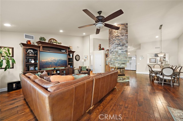 Detail Gallery Image 15 of 56 For 22 Lexington, Coto de Caza,  CA 92679 - 4 Beds | 2/1 Baths