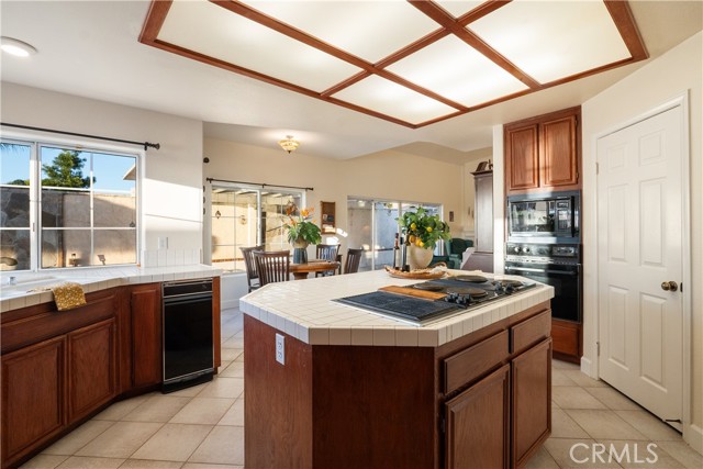 Detail Gallery Image 14 of 57 For 1902 Quiet Ranch Rd, Fallbrook,  CA 92028 - 5 Beds | 3/2 Baths
