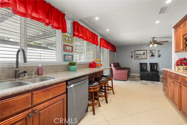 2559 Sandpebble Lane, Brea CA: https://media.crmls.org/medias/cd63ebe1-8390-45fe-b6bc-94656db72574.jpg