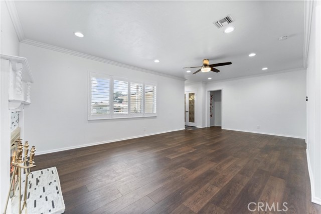 311 N Dexford Drive, La Habra CA: https://media.crmls.org/medias/cd63f586-be05-4278-b50d-e8fc21cdbecf.jpg