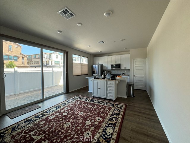 40247 Birchfield Drive, Temecula CA: https://media.crmls.org/medias/cd6416de-b5c4-41be-b8a8-cb7c339bef9f.jpg