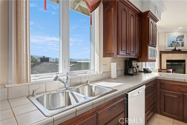 Detail Gallery Image 14 of 69 For 6795 E Highway 20, Lucerne,  CA 95458 - 4 Beds | 3/1 Baths