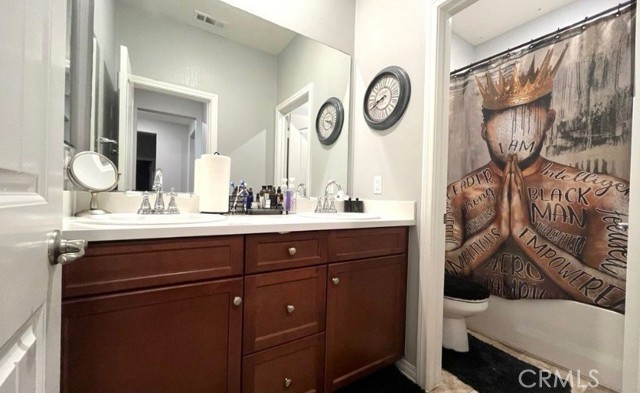 3978 Scarlet Oak Court, San Bernardino CA: https://media.crmls.org/medias/cd6427ed-89d6-40e8-a084-7d18f5a5fcc3.jpg