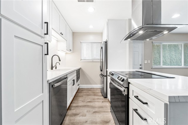 Detail Gallery Image 1 of 42 For 16407 La Bonita Ln #140,  Huntington Beach,  CA 92649 - 2 Beds | 1 Baths