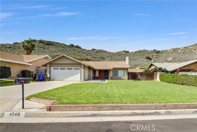 Detail Gallery Image 9 of 39 For 4549 Pinto, Jurupa Valley,  CA 92509 - 3 Beds | 2 Baths