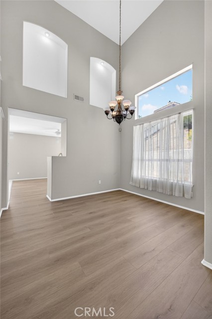 Detail Gallery Image 12 of 58 For 1937 Madera Cir, Corona,  CA 92879 - 4 Beds | 3 Baths