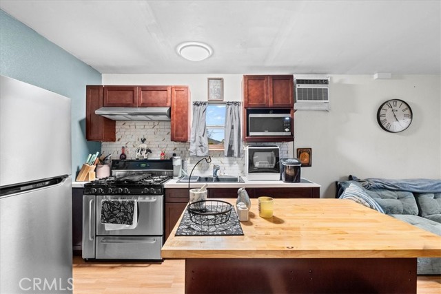 Detail Gallery Image 24 of 37 For 11661 Valverda, Riverside,  CA 92505 - – Beds | – Baths