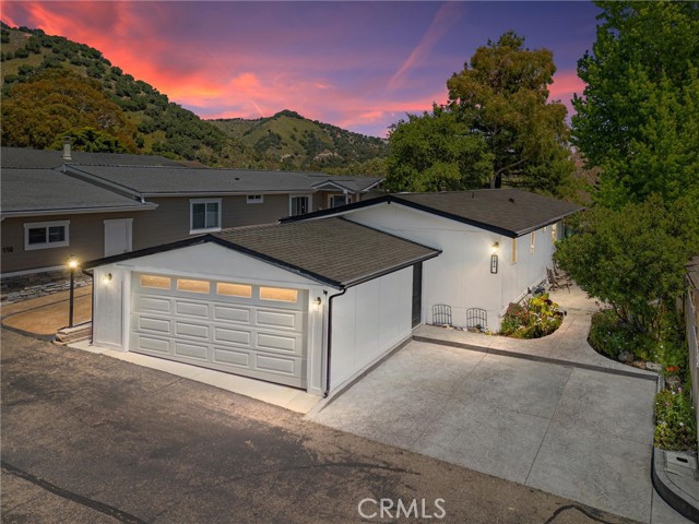 Detail Gallery Image 1 of 41 For 111 Sunrise Ter, Avila Beach,  CA 93424 - 2 Beds | 2 Baths