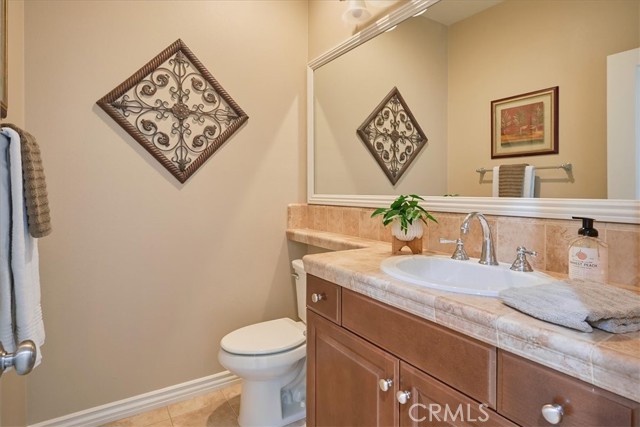 Detail Gallery Image 24 of 54 For 14508 Meadowbrook Ln, Corona,  CA 92880 - 4 Beds | 2/1 Baths