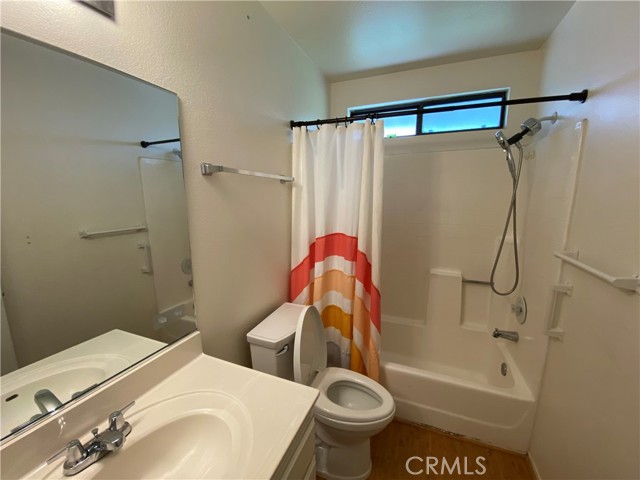 43321 Cottage Lane, Lancaster CA: https://media.crmls.org/medias/cd6776de-55d9-49aa-a354-ee8606c2497e.jpg