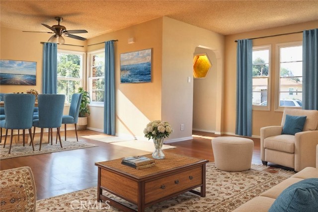 2441 W Repetto Avenue, Montebello CA: https://media.crmls.org/medias/cd685445-4d3e-4ba4-b4c5-a2dea8093cc9.jpg