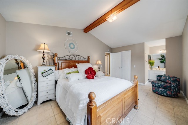 Detail Gallery Image 11 of 26 For 22 La Costa, Laguna Beach,  CA 92651 - 3 Beds | 2/1 Baths